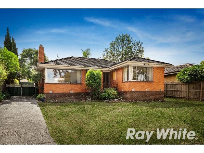 42 Lynn Drive, Ferntree Gully VIC 3156