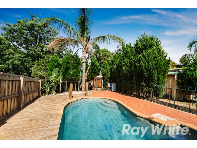42 Lynn Drive, Ferntree Gully VIC 3156