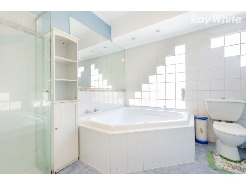 41 Lewis Road, Wantirna South VIC 3152