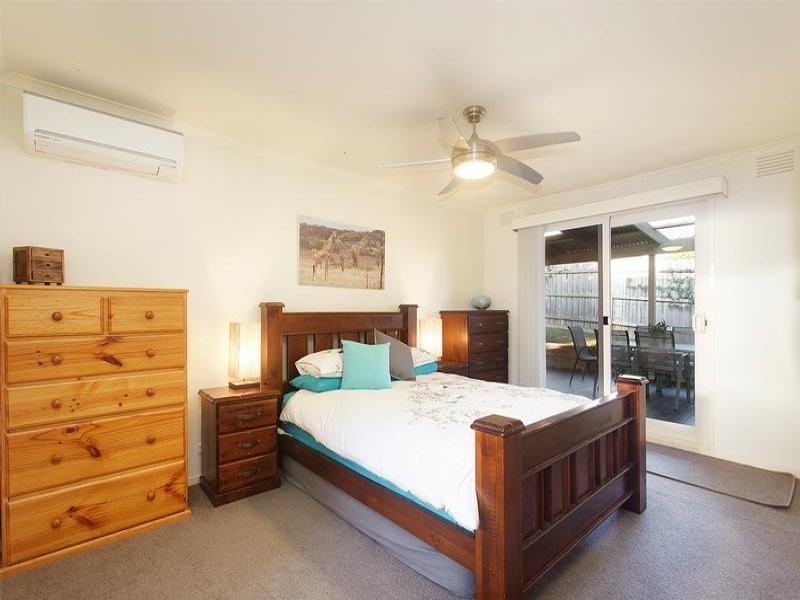 22 Flamingo Drive, Wantirna South VIC 3152