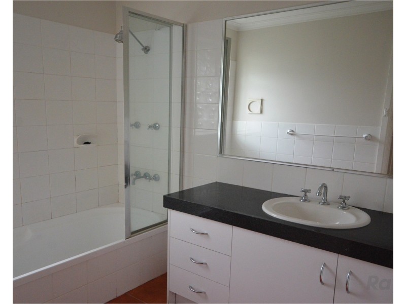 4 Russell Crescent, Boronia VIC 3155