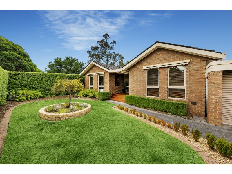 15 Saxon Avenue, Wantirna VIC 3152