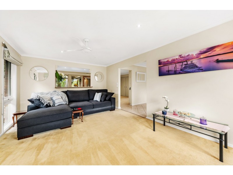 15 Saxon Avenue, Wantirna VIC 3152