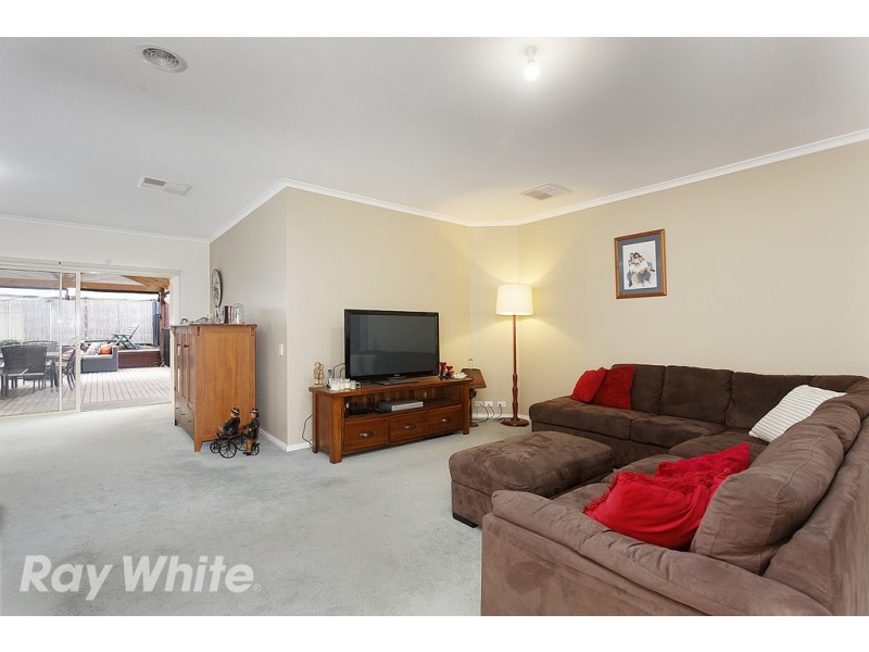 45 Carlisle Road, Ferntree Gully VIC 3156
