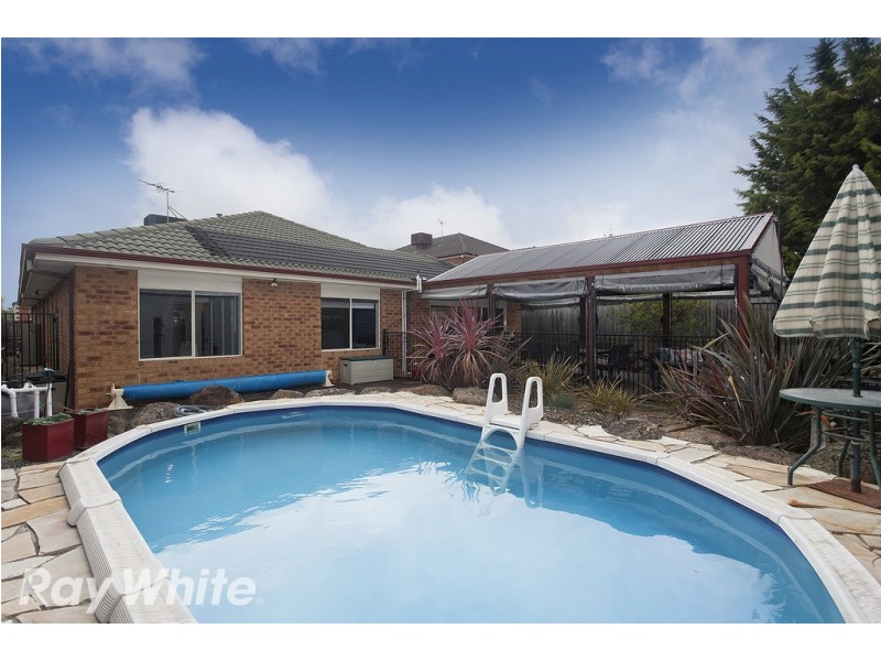 45 Carlisle Road, Ferntree Gully VIC 3156