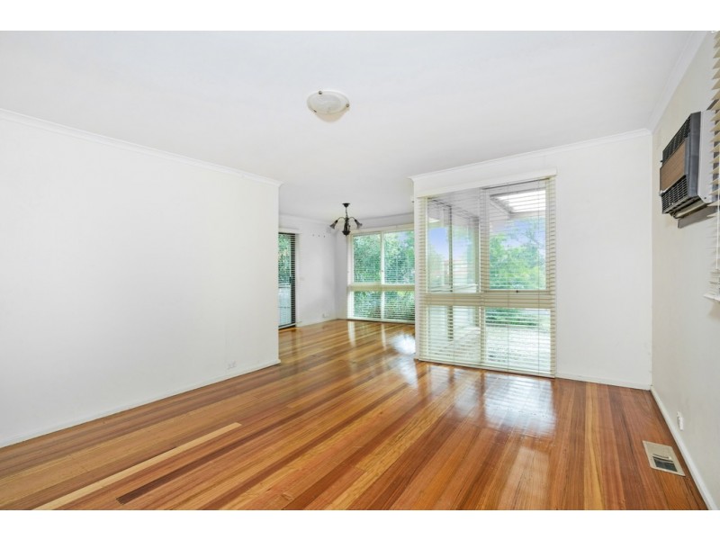 14 Chichester Square, Wantirna VIC 3152