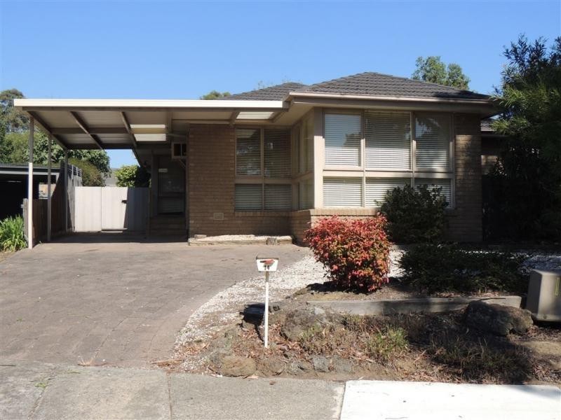 14 Chichester Square, Wantirna VIC 3152