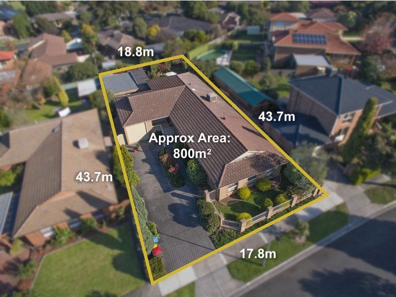 17 Tanderra Crescent, Wantirna VIC 3152