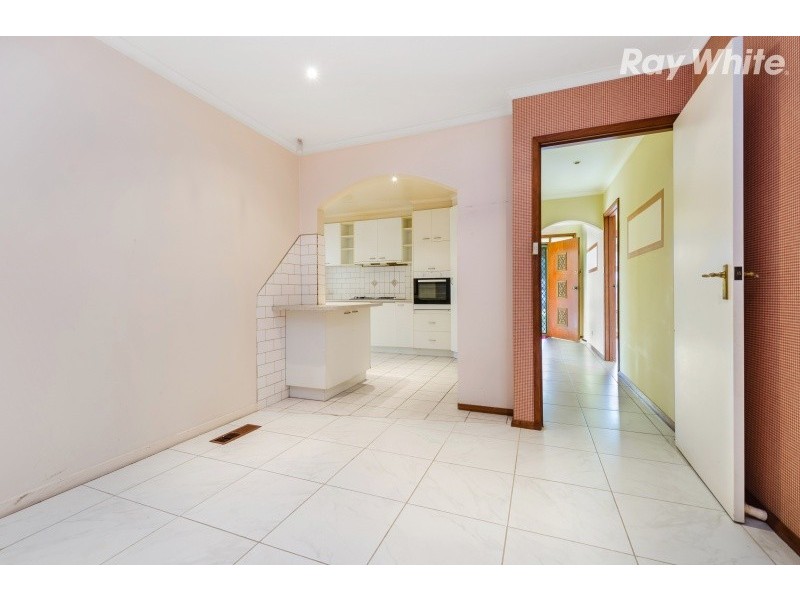12 Aquila Crescent, Endeavour Hills VIC 3802