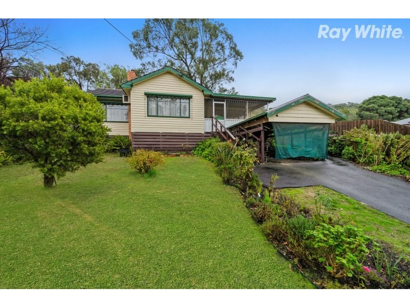 13 Patrick Avenue, Croydon North VIC 3136
