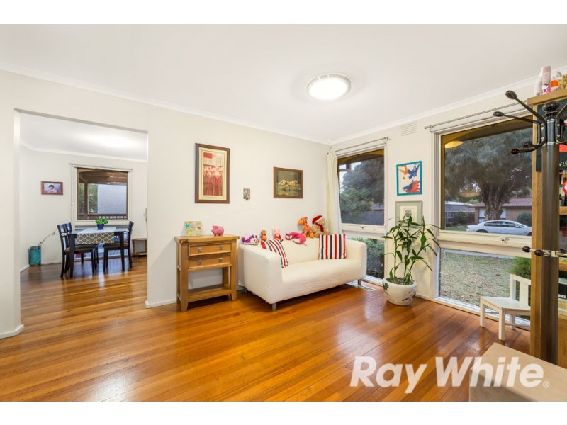 4 Lumeah Crescent, Ferntree Gully VIC 3156