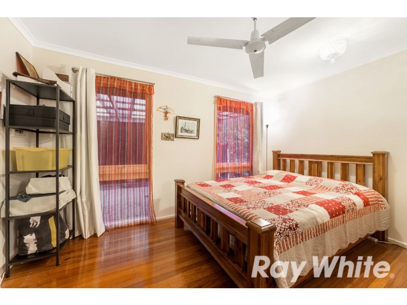 4 Lumeah Crescent, Ferntree Gully VIC 3156