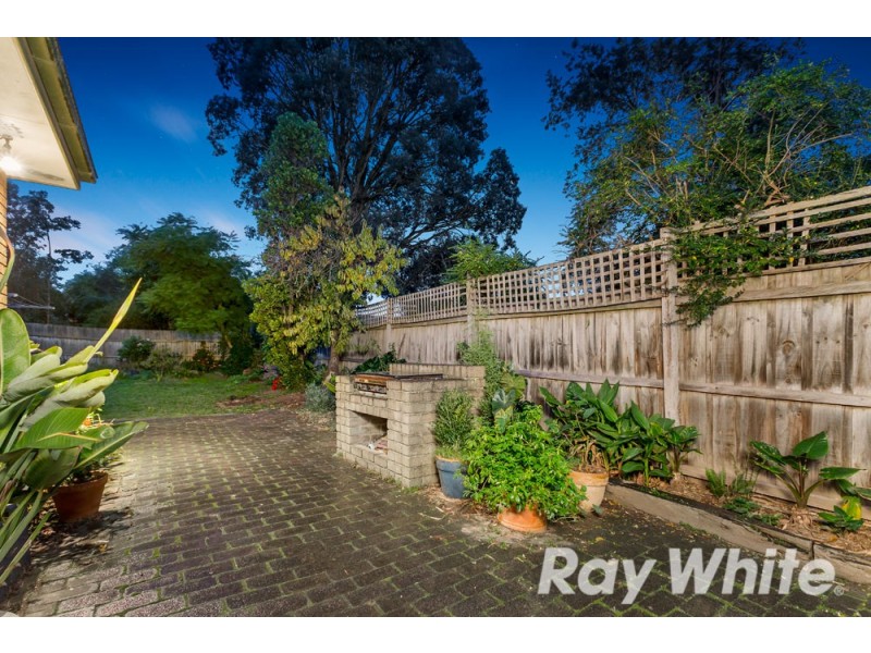 4 Lumeah Crescent, Ferntree Gully VIC 3156