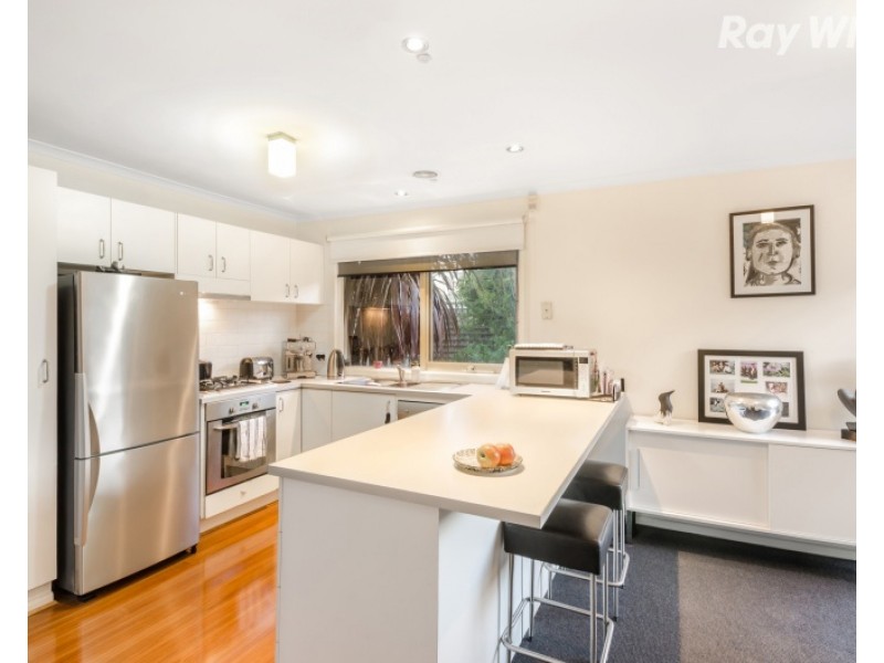 2/21 Karwitha Street, Vermont VIC 3133