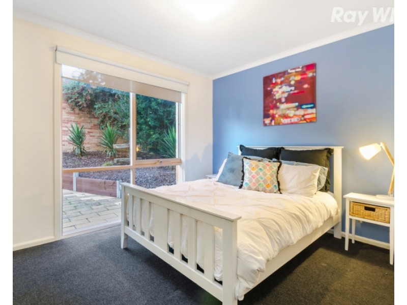 2/21 Karwitha Street, Vermont VIC 3133