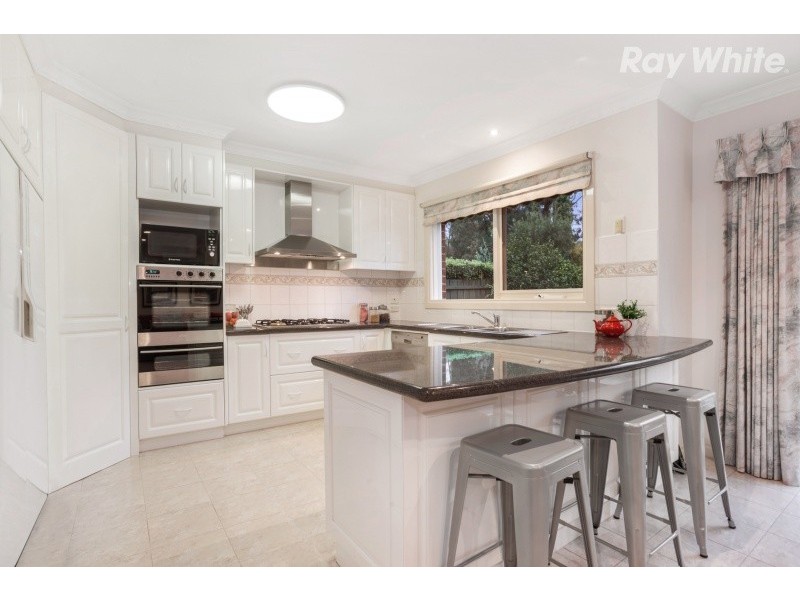 2/47-49 Freemantle Drive, Wantirna South VIC 3152