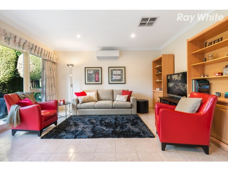 2/47-49 Freemantle Drive, Wantirna South VIC 3152