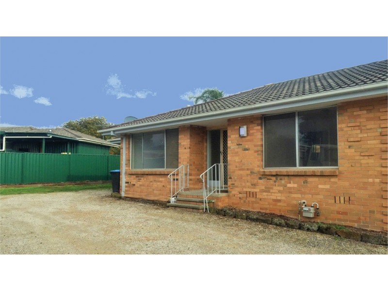 2/1 Finch Street, Bayswater VIC 3153