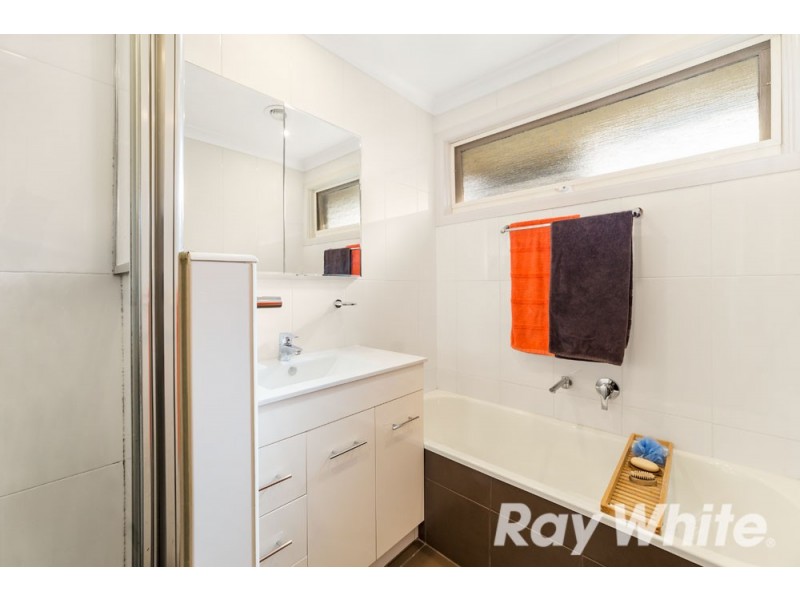 8 Cameelo Court, Ferntree Gully VIC 3156