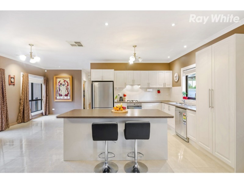 2a Warrien Road, Croydon North VIC 3136