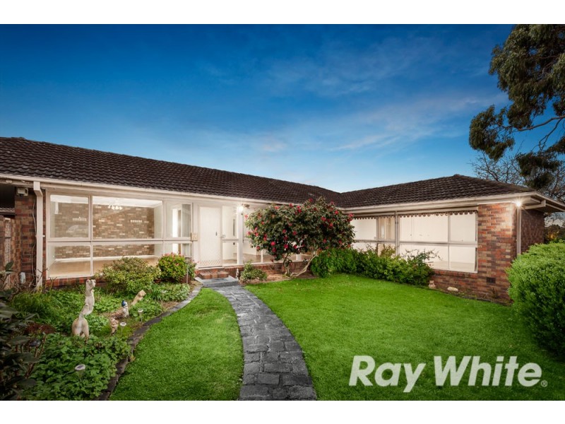 14 Dunbarton Drive, Wantirna VIC 3152