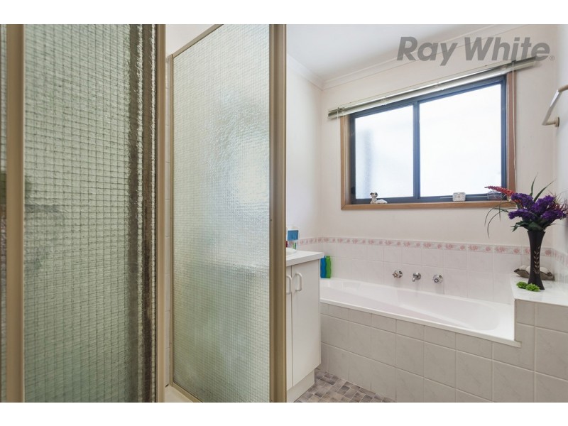 149 Waradgery Drive, Rowville VIC 3178