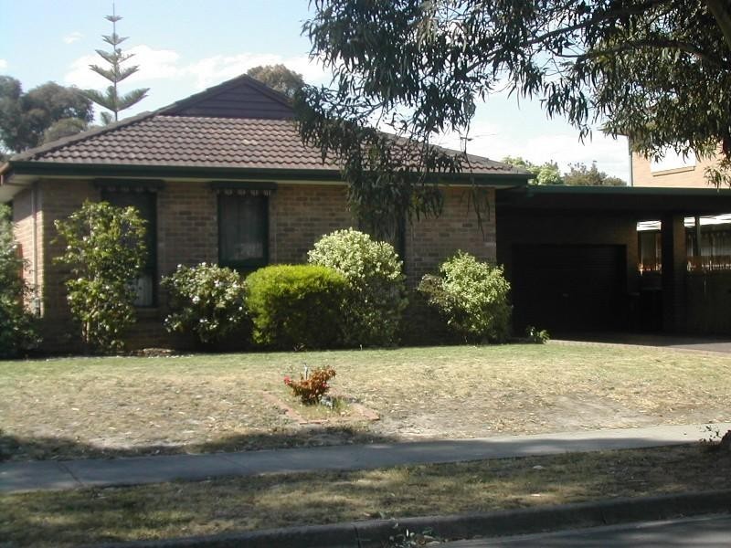 23 Sandhurst Road, Wantirna VIC 3152