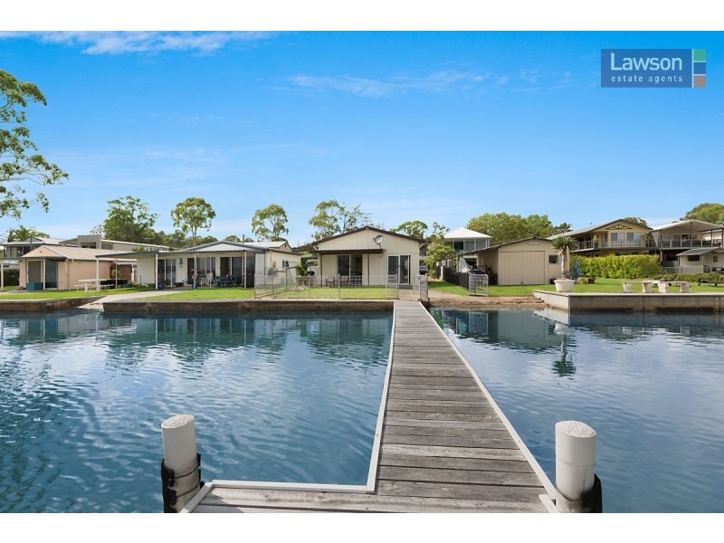 131 Grand Parade, Bonnells Bay NSW 2264