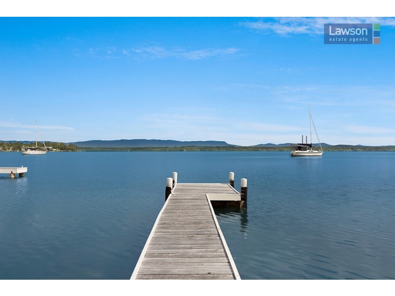 131 Grand Parade, Bonnells Bay NSW 2264