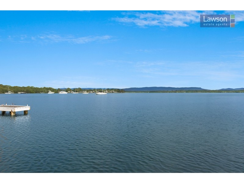 131 Grand Parade, Bonnells Bay NSW 2264