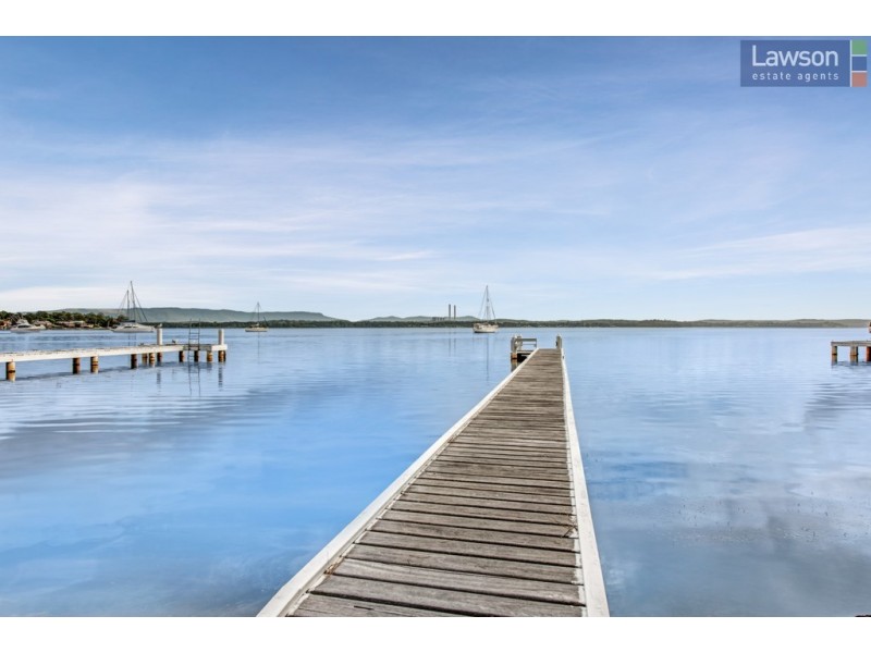 109 Grand Parade, Bonnells Bay NSW 2264