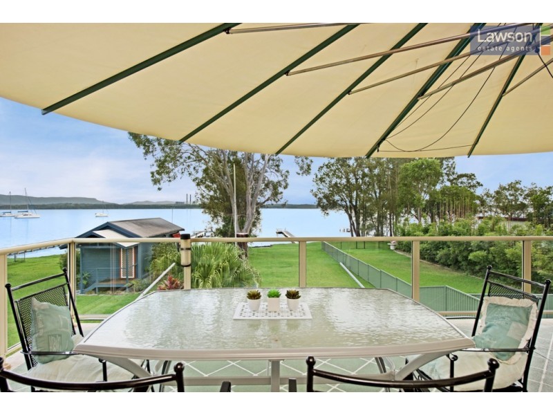 109 Grand Parade, Bonnells Bay NSW 2264