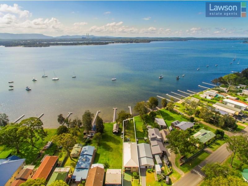 109 Grand Parade, Bonnells Bay NSW 2264