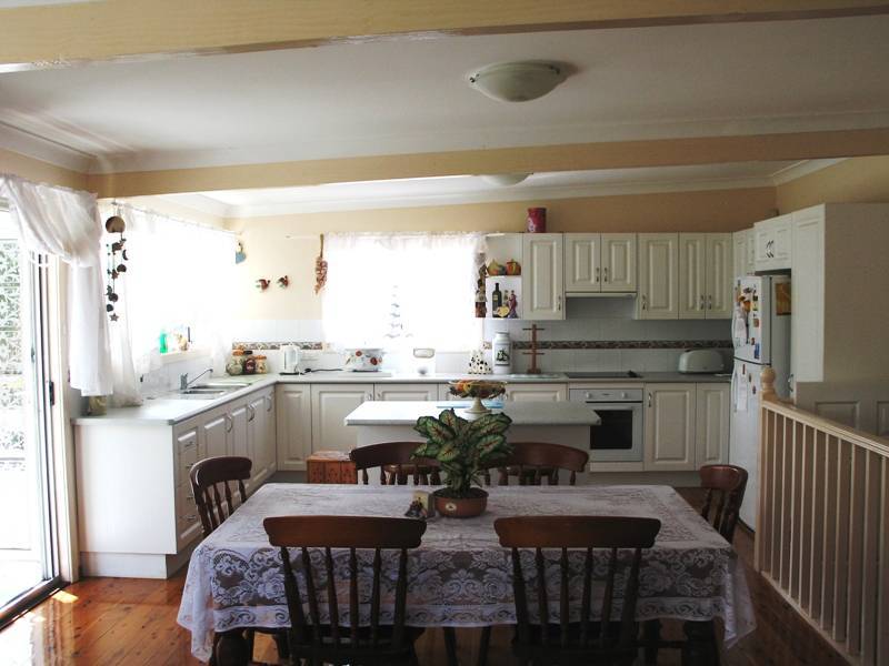 33 Victoria Street, Windermere Park NSW 2264