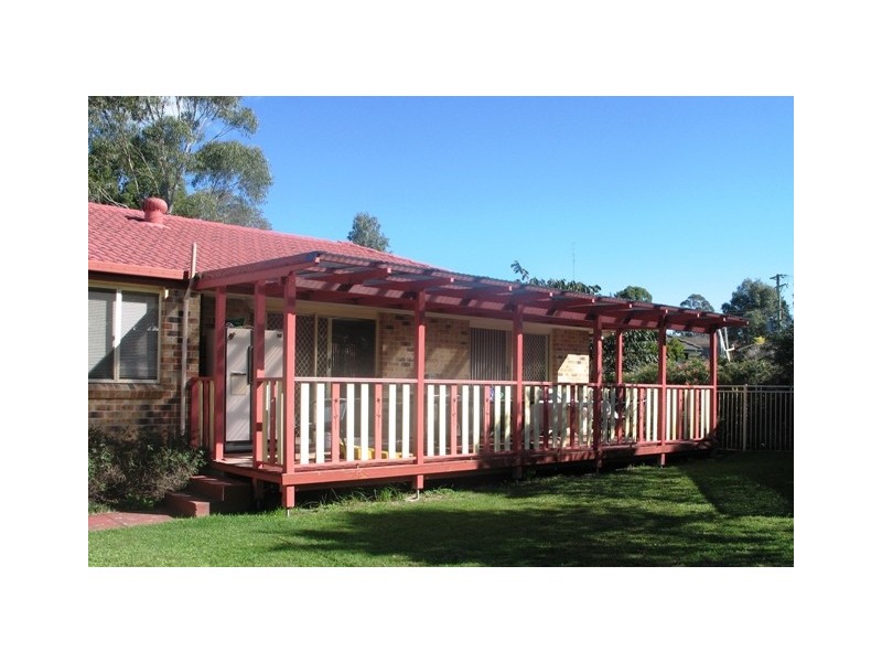 4 Rousseau Place, Cooranbong NSW 2265
