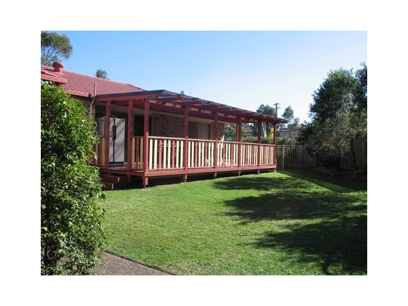4 Rousseau Place, Cooranbong NSW 2265