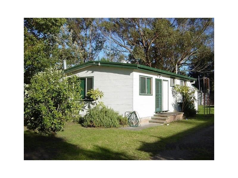 4 Minnie Street, Dora Creek NSW 2264