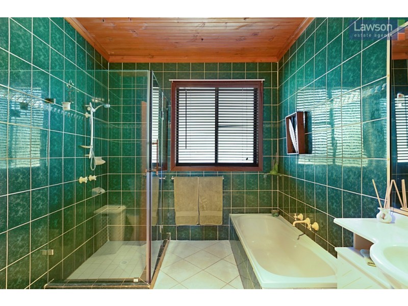 10 Baldwin Boulevard, Windermere Park NSW 2264