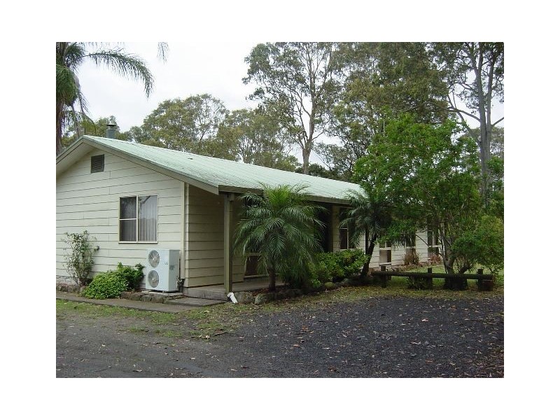 383 FREEMANS DRIVE, Cooranbong NSW 2265