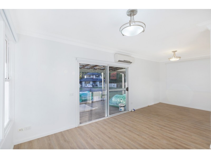 4 Hervey Street, Windermere Park NSW 2264