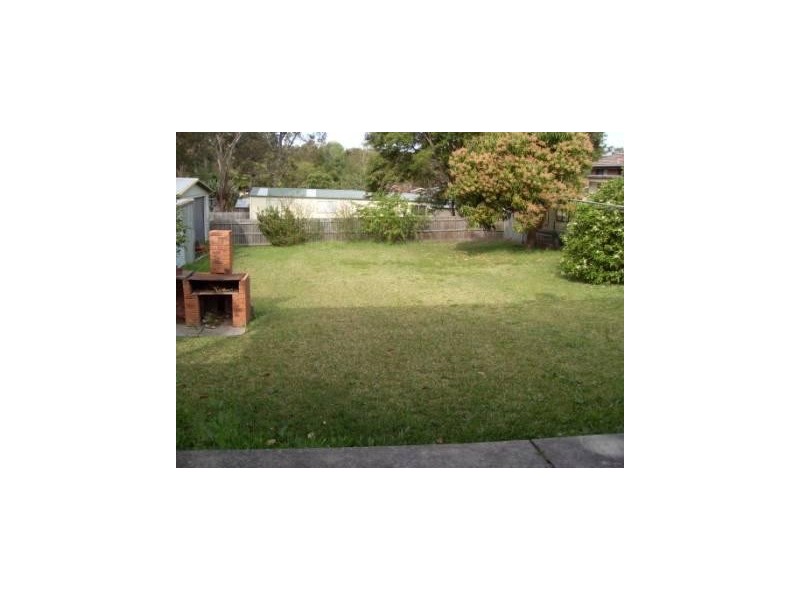 33 QUEEN STREET, Balcolyn NSW 2264