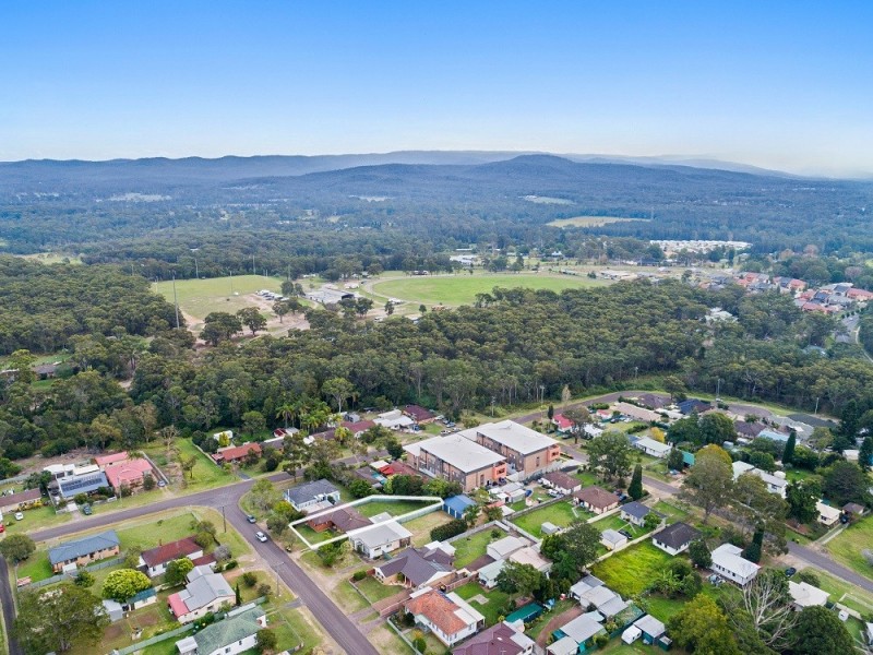 83 Newcastle Street, Morisset NSW 2264