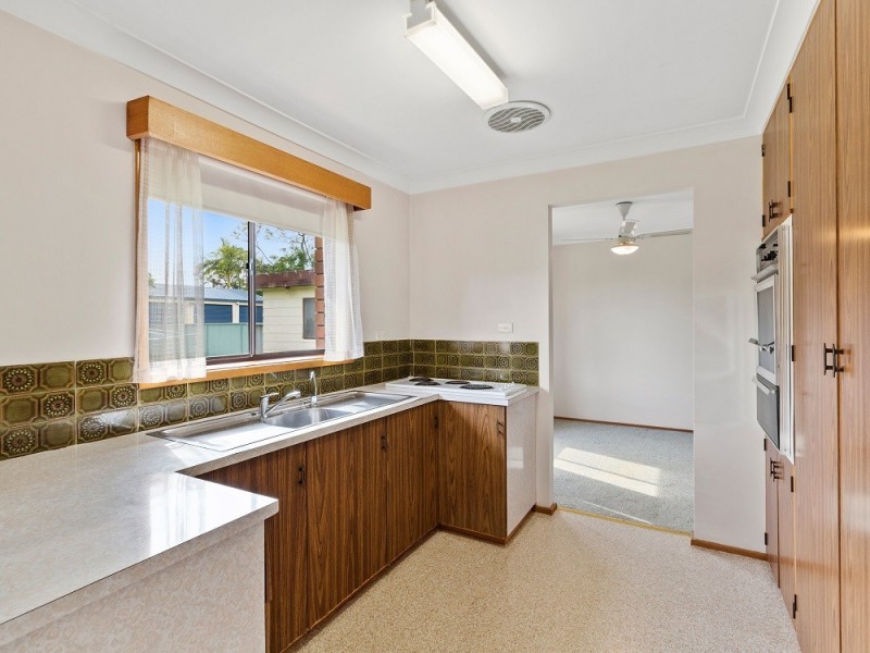 83 Newcastle Street, Morisset NSW 2264