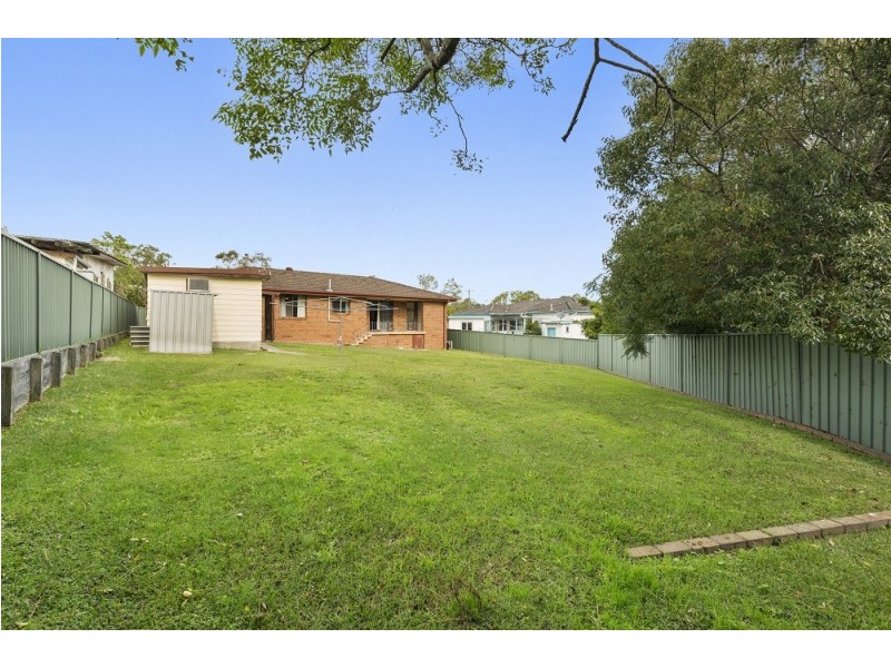 83 Newcastle Street, Morisset NSW 2264