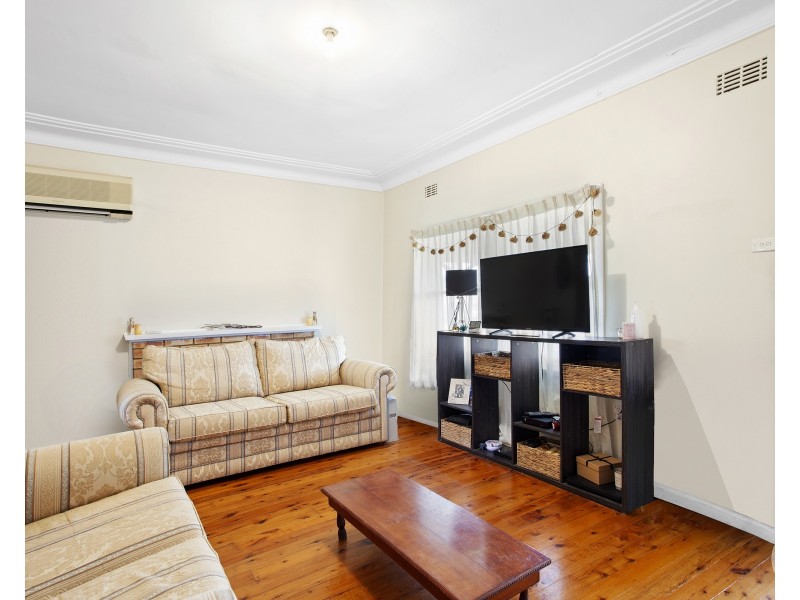 12 Chapman Avenue, Wyong NSW 2259