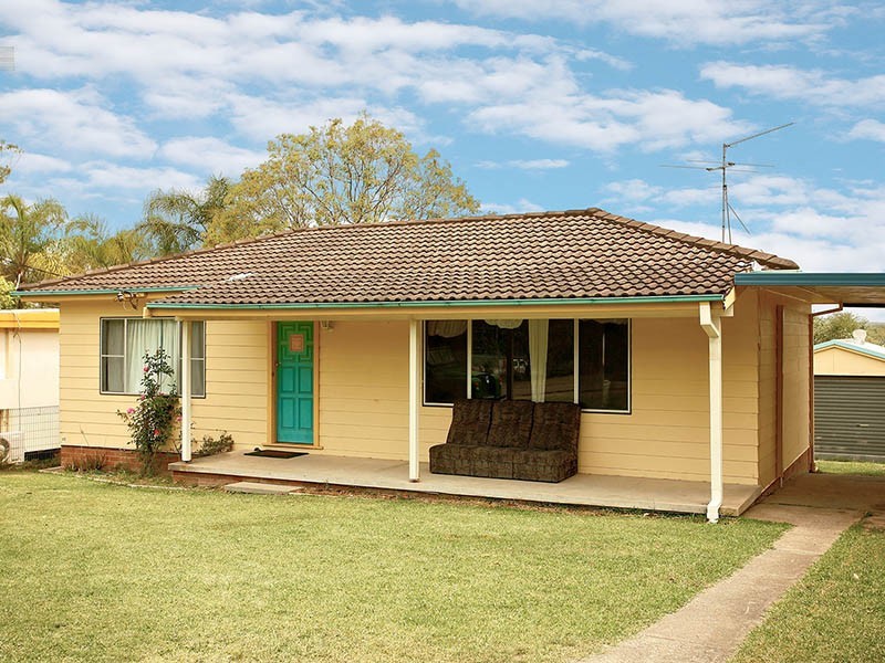 28 Coorumbung Street, Morisset NSW 2264