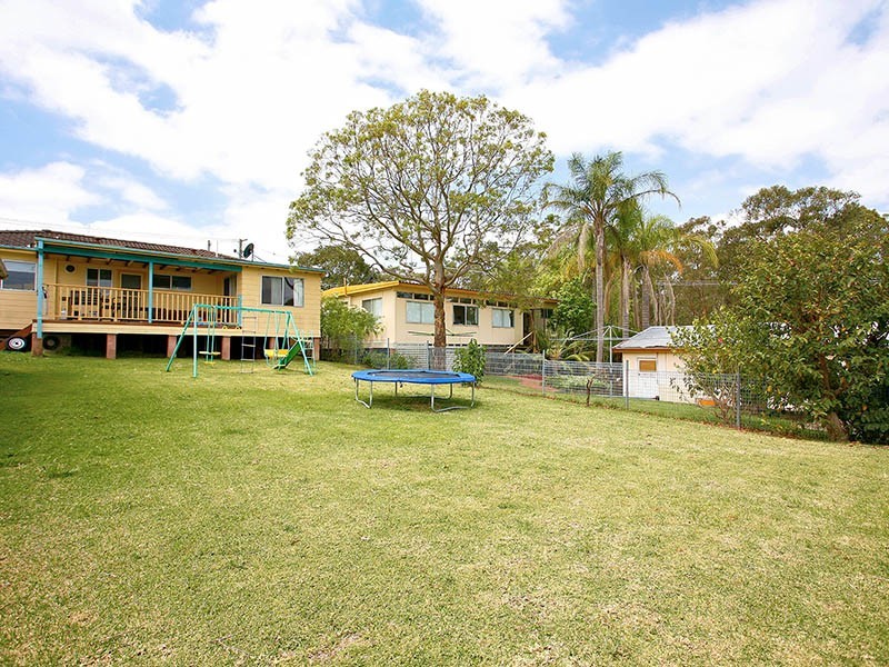 28 Coorumbung Street, Morisset NSW 2264