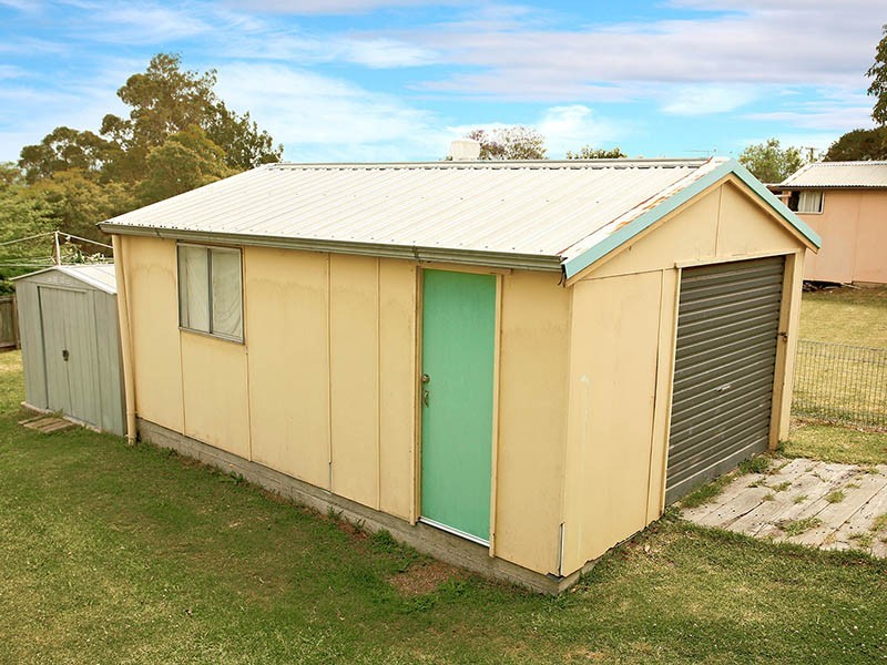 28 Coorumbung Street, Morisset NSW 2264