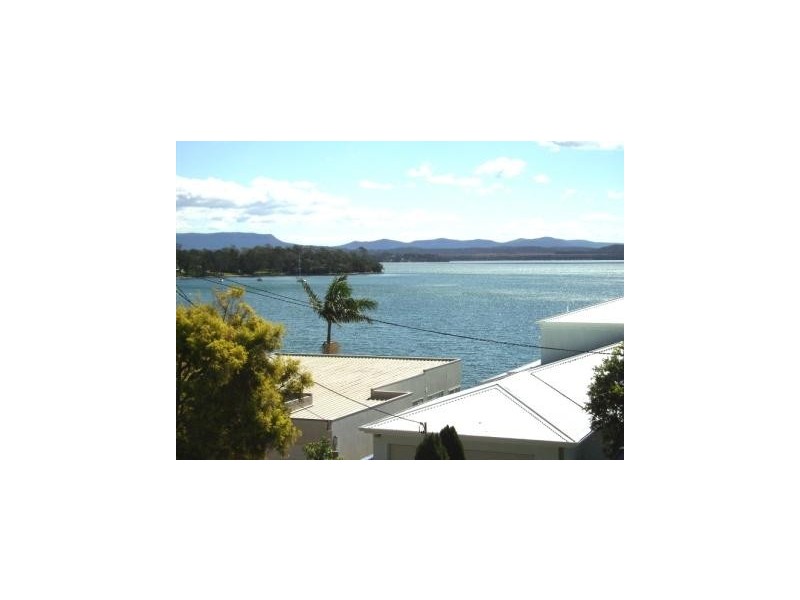 102 Beach Parade, Silverwater NSW 2264