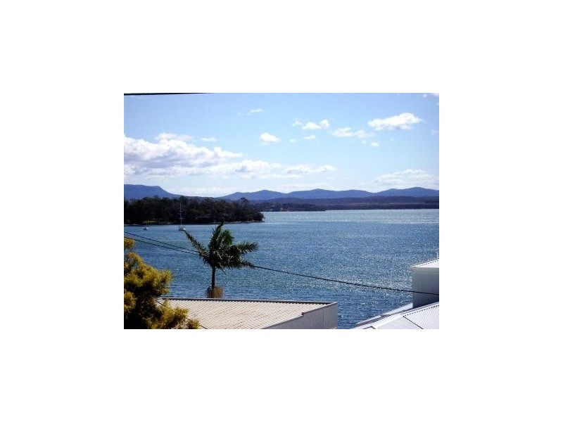 102 Beach Parade, Silverwater NSW 2264